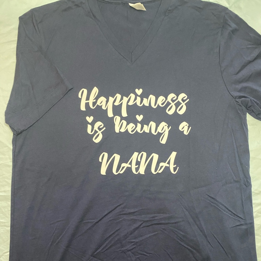 🍎🍎NEW!! Large Graphic Tees, your choice